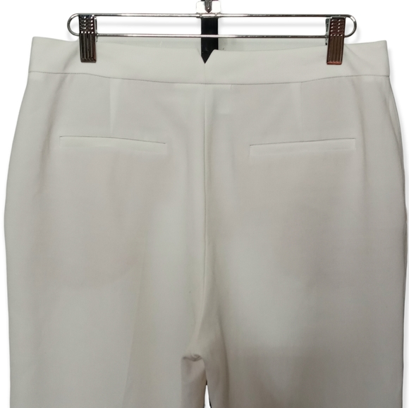 BCBGMaxazria Tapered Slacks Size 4 - Picture 3 of 6